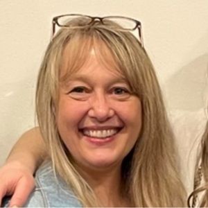 Meet your Posher, Ella